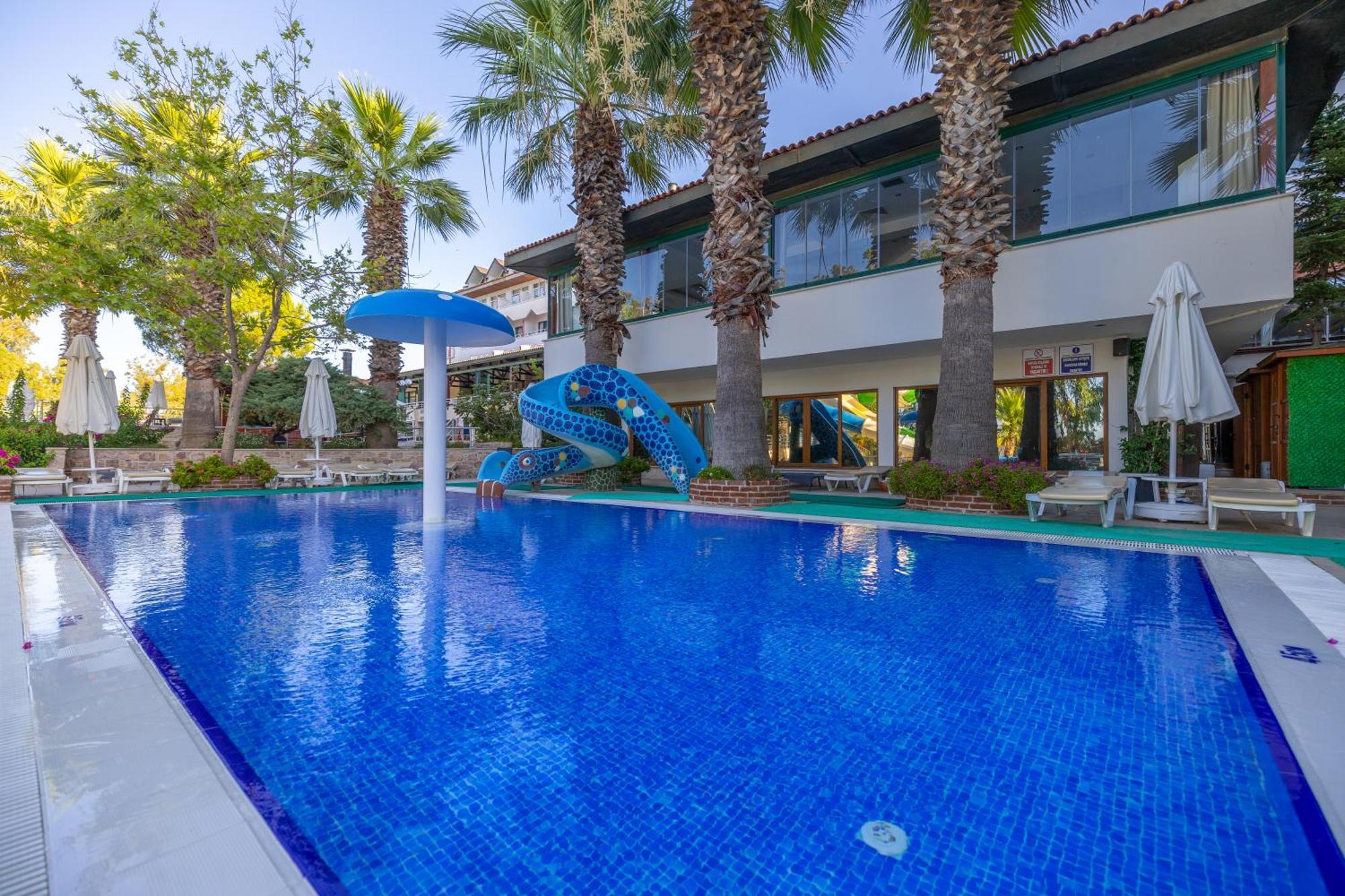 Halic Park Hotel Ayvalı エクステリア 写真
