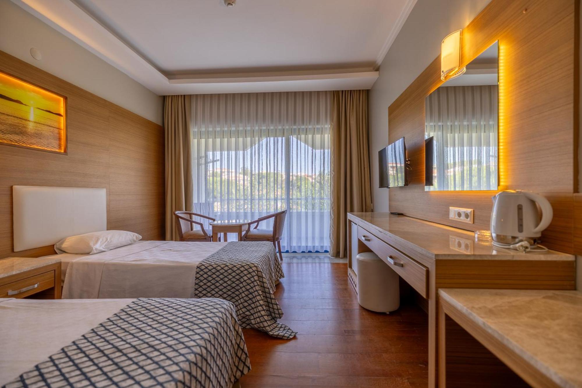 Halic Park Hotel Ayvalı エクステリア 写真